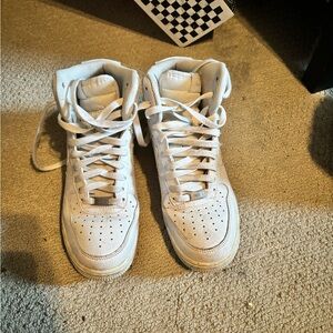 High Top Nike Airforce 1’s